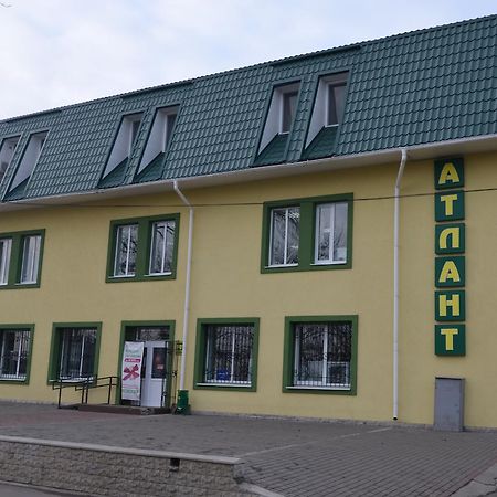 Atlant Hotel Ostroh Εξωτερικό φωτογραφία
