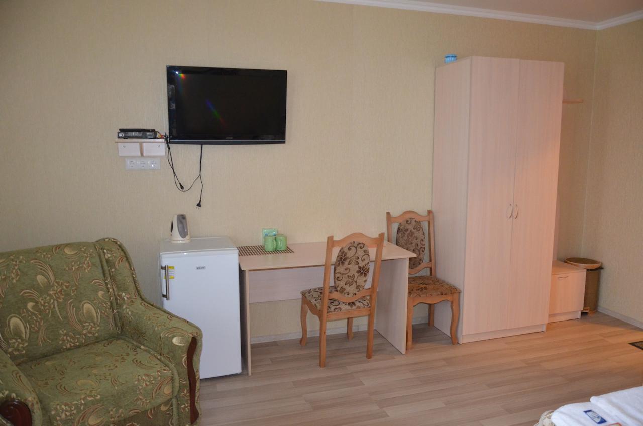 Atlant Hotel Ostroh Δωμάτιο φωτογραφία