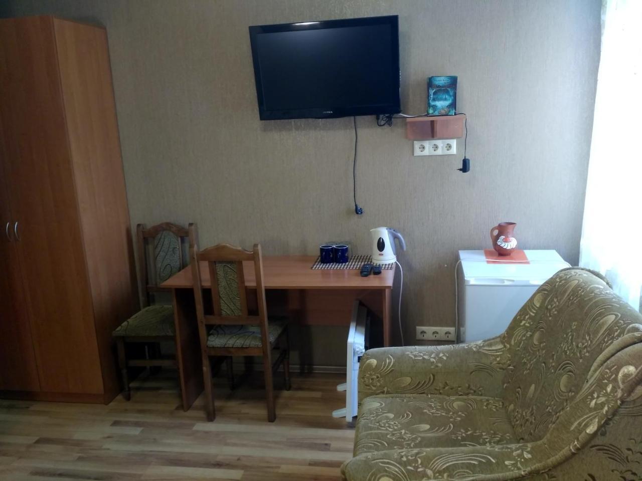 Atlant Hotel Ostroh Εξωτερικό φωτογραφία