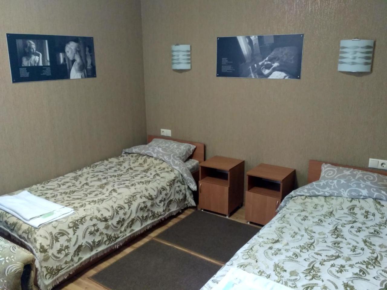 Atlant Hotel Ostroh Εξωτερικό φωτογραφία